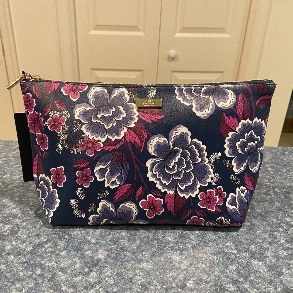 Jones NY Signature Cosmetic Bag Multicolor Floral Design Travel Work Zip Makeup